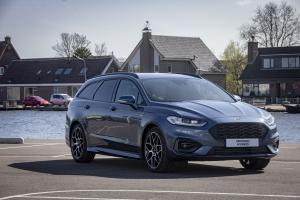2019 Ford Mondeo Hybrid Turnier ST-Line (Chrome Blue)